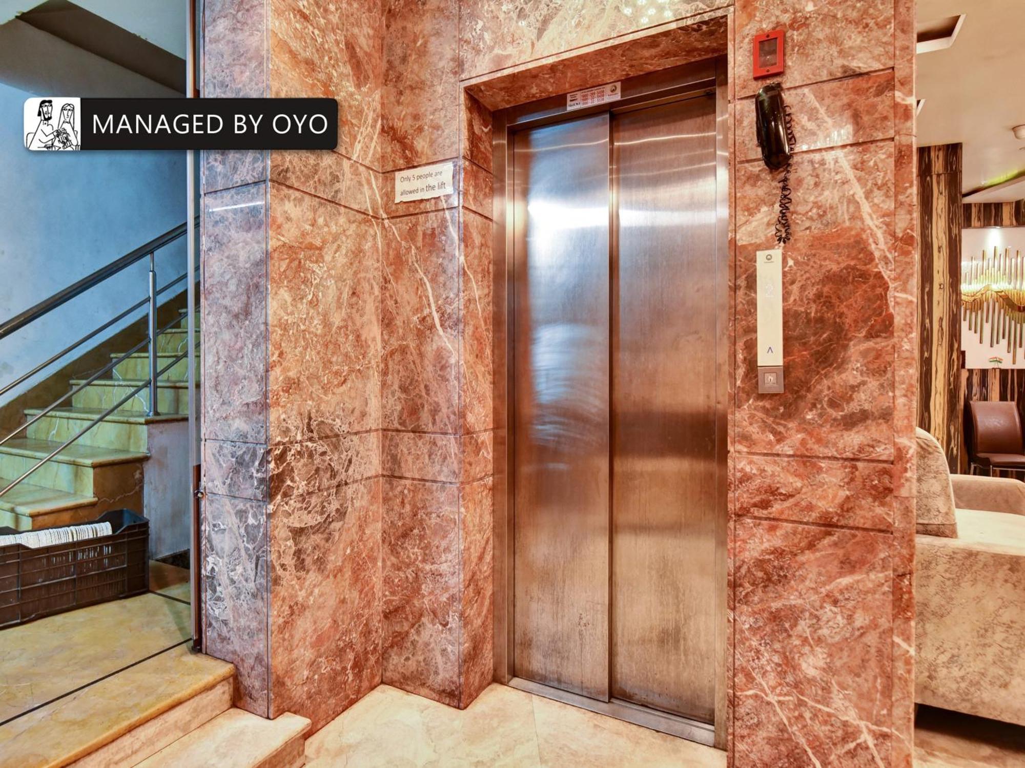 Hotel Acme Kalkutta Kültér fotó