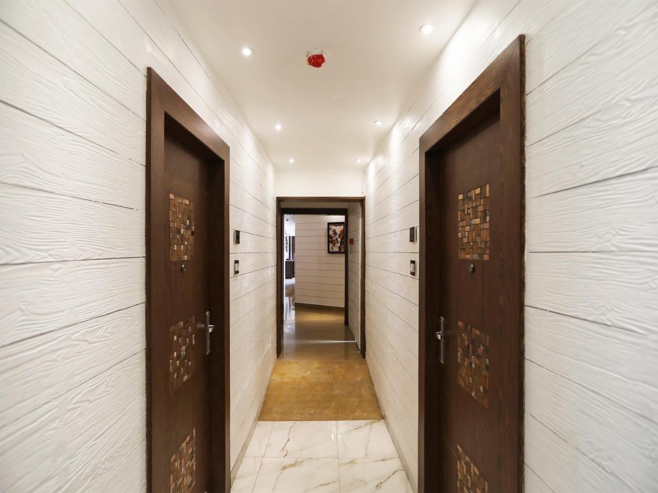 Hotel Acme Kalkutta Kültér fotó